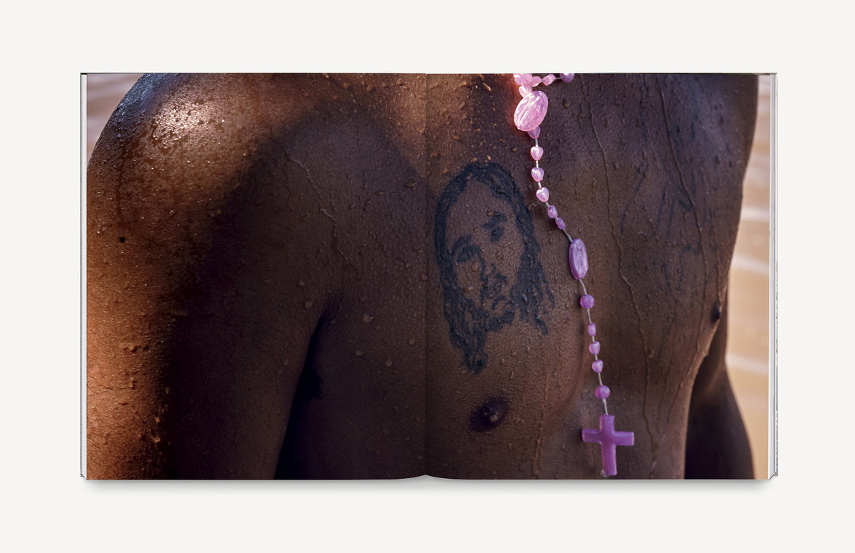 La sombra de un río [Signed]